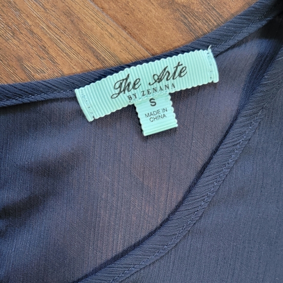 Boutique Style Navy Sheer Long or Quarter Sleeve Size Small Open Back Blouse Top - Picture 7 of 11